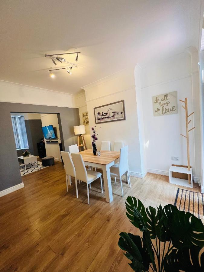 ليفربول Luxurious Modern House In Anfield! Close To Lfc, Efc, City Centre!!! المظهر الخارجي الصورة
